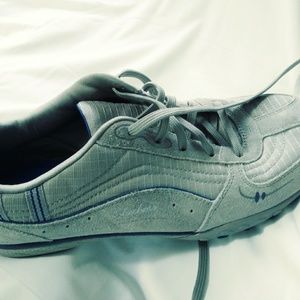 Skechers Taupe suederelaxed fit memory foam size10